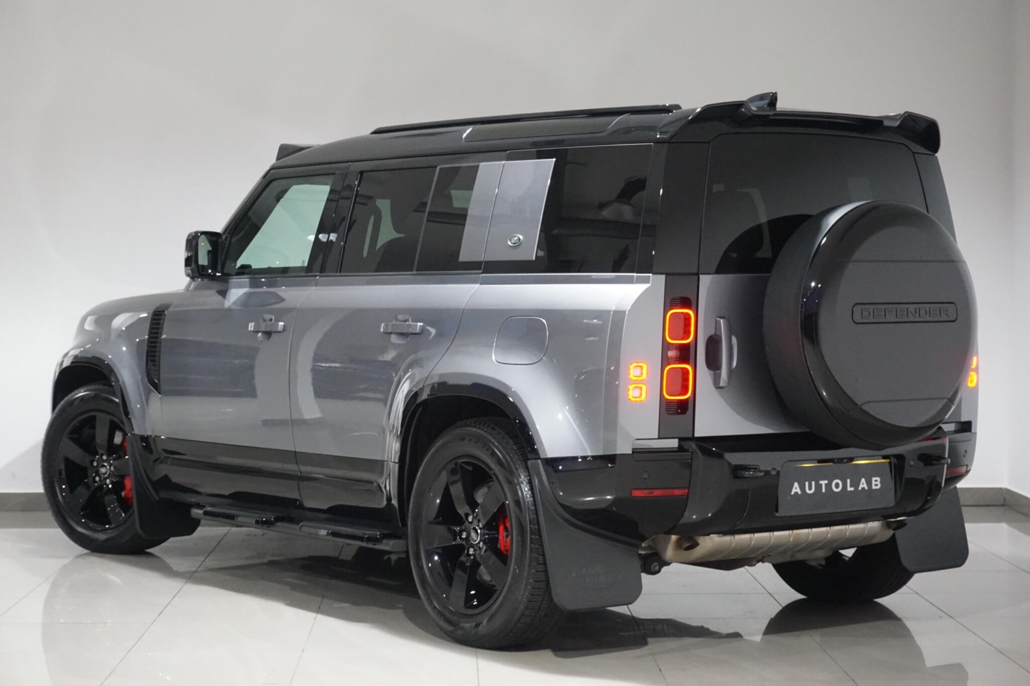 Land Rover Defender 110 2.0 P400e 15.4kWh X-Dynamic HSE SUV 5dr Petrol Plug-in Hybrid Auto 4WD Euro 6 (s/s) (404 ps)